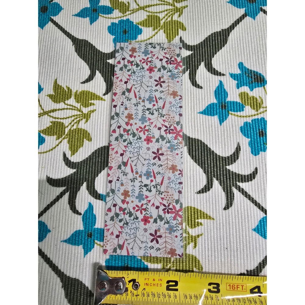 Flower Pattern Cute Laminated Bookmark - Picture 4 of 4